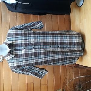 Short sleeve button front casual shirt